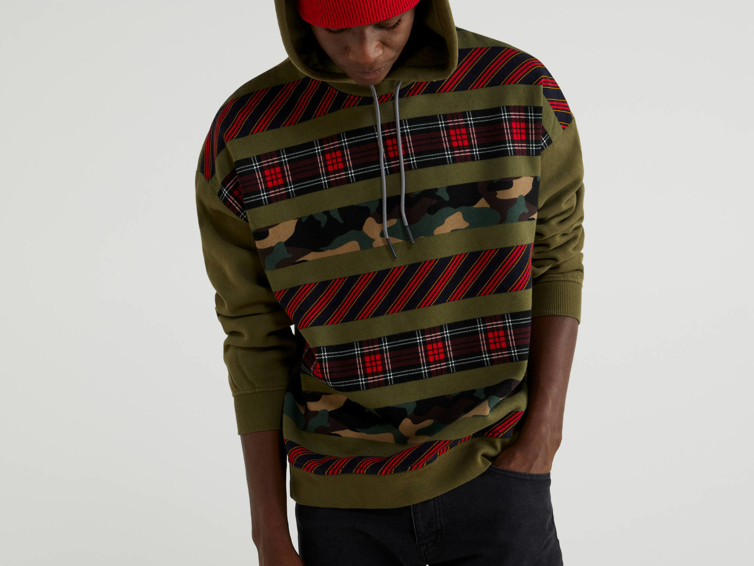 Sweatshirt with front print Men image number 4